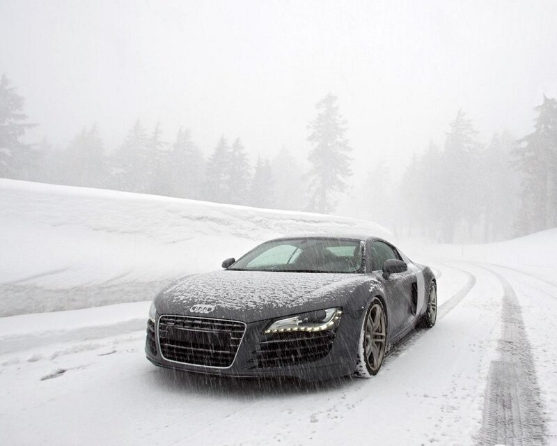 Audi R8 in a snowstorm