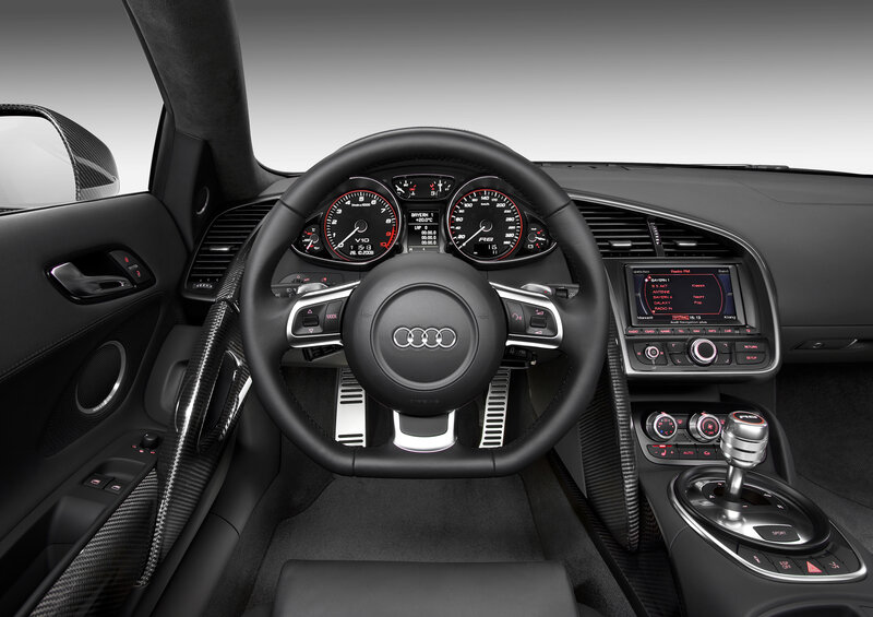 Audi R8 interior dashboard