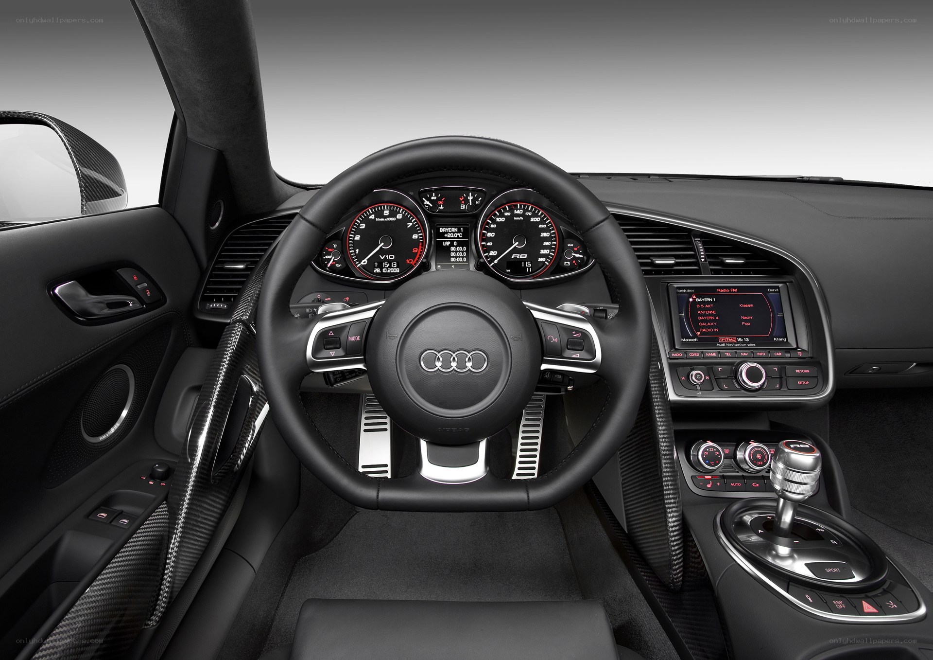 Audi R8 interior dashboard
