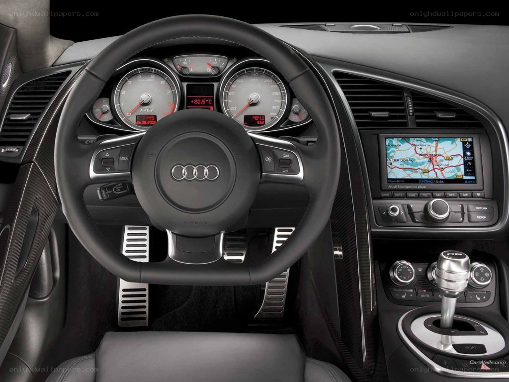Audi R8 interior dashboard