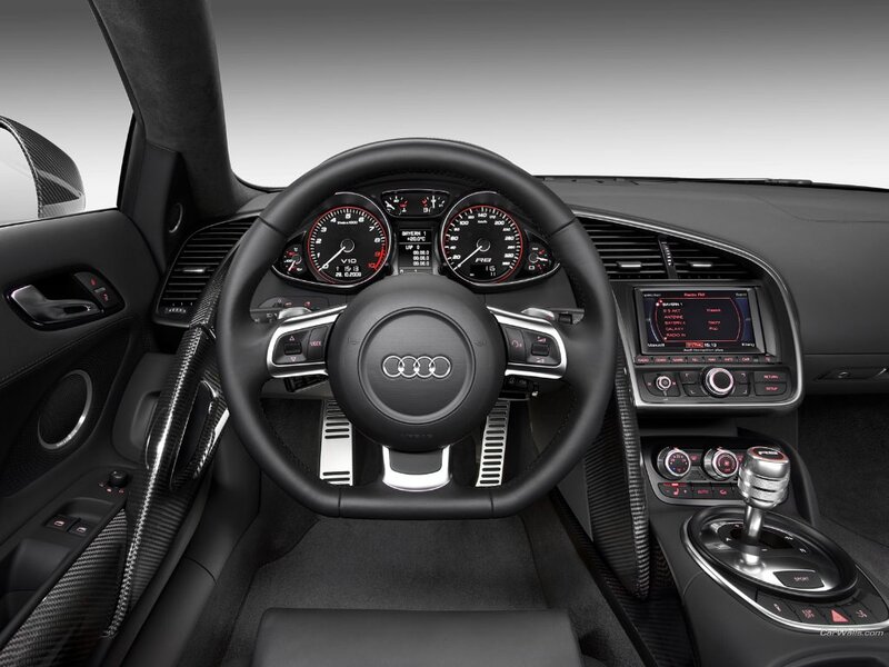 Audi R8 interior dashboard