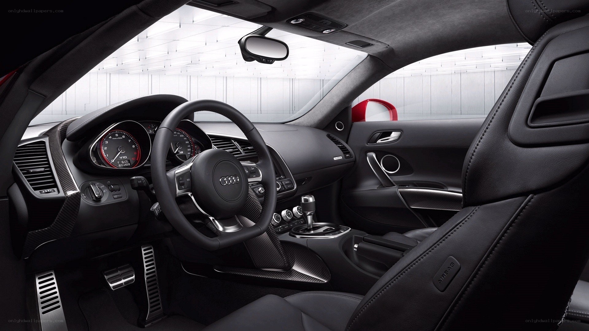 Audi R8 interior view