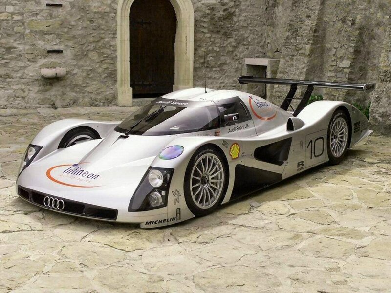 Audi R8 race car