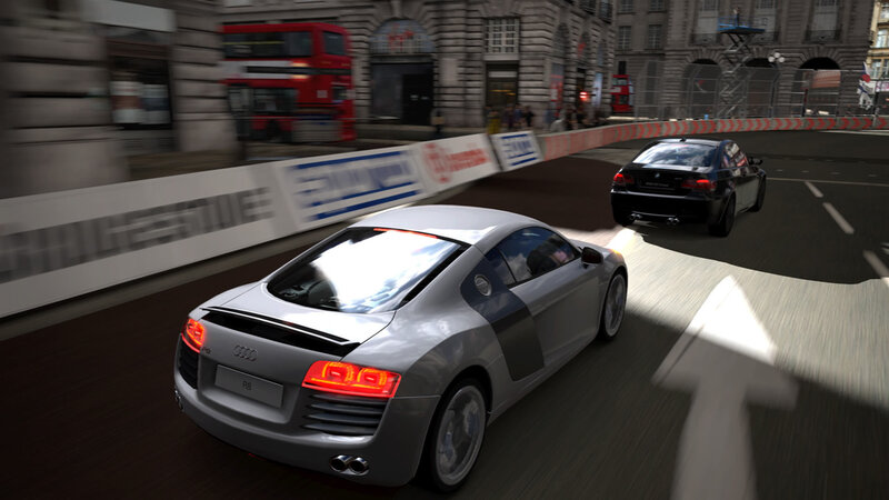 Audi R8 racing in city