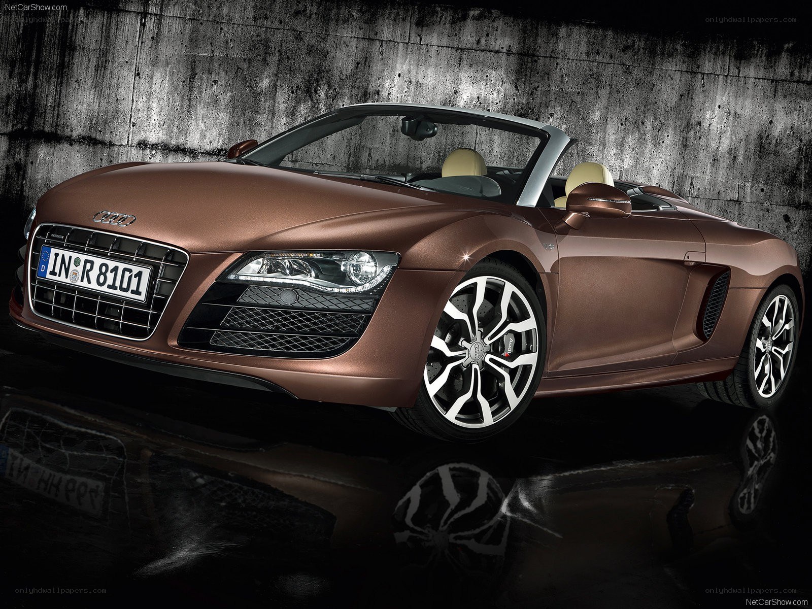 Audi R8 Spyder in bronze