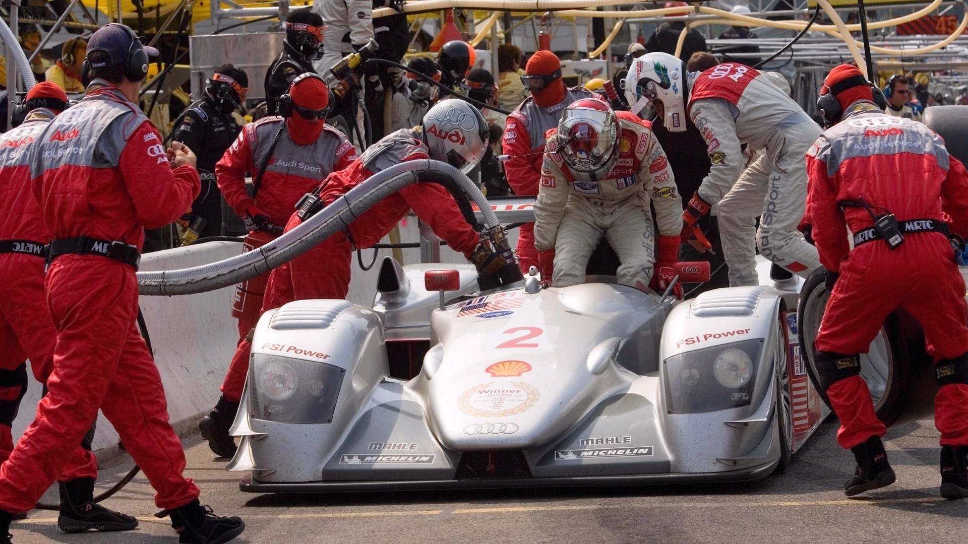 Audi race car pit stop