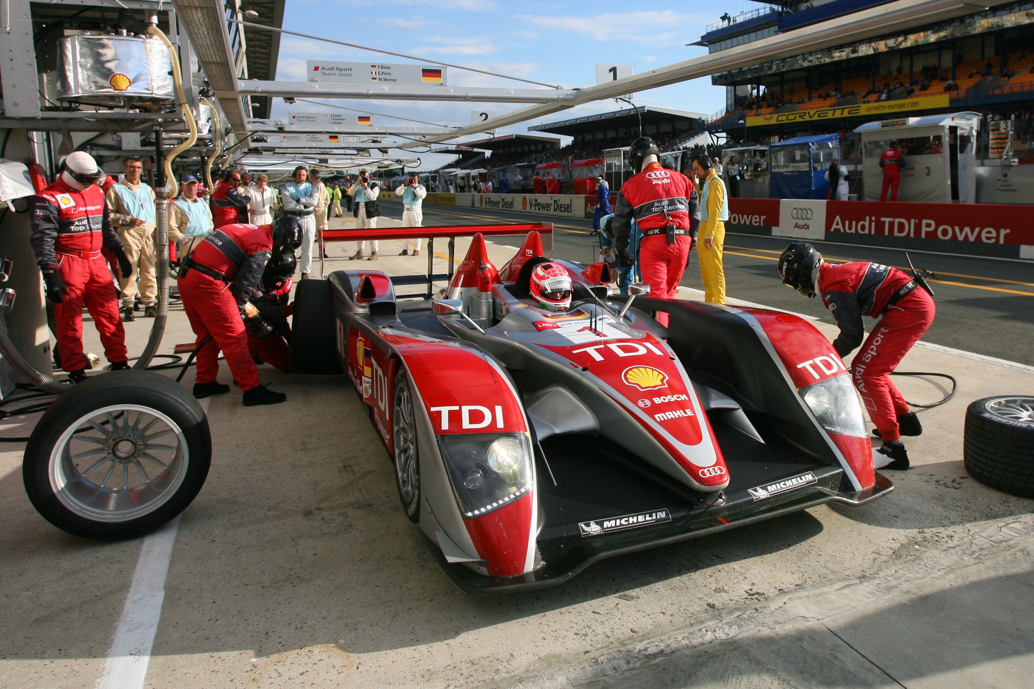 Audi racing car in pit stop