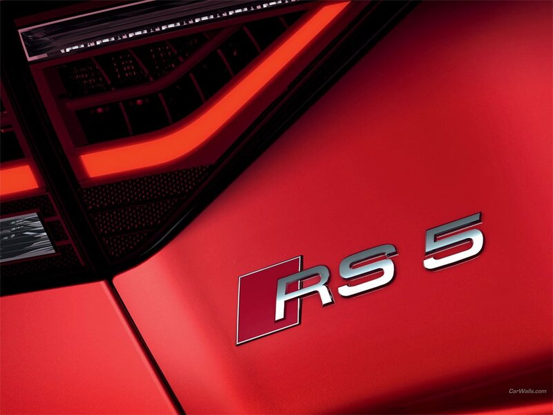 Audi RS 5 badge close-up