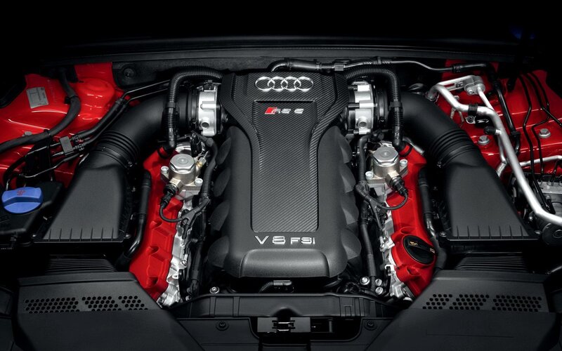 Audi RS3 engine bay