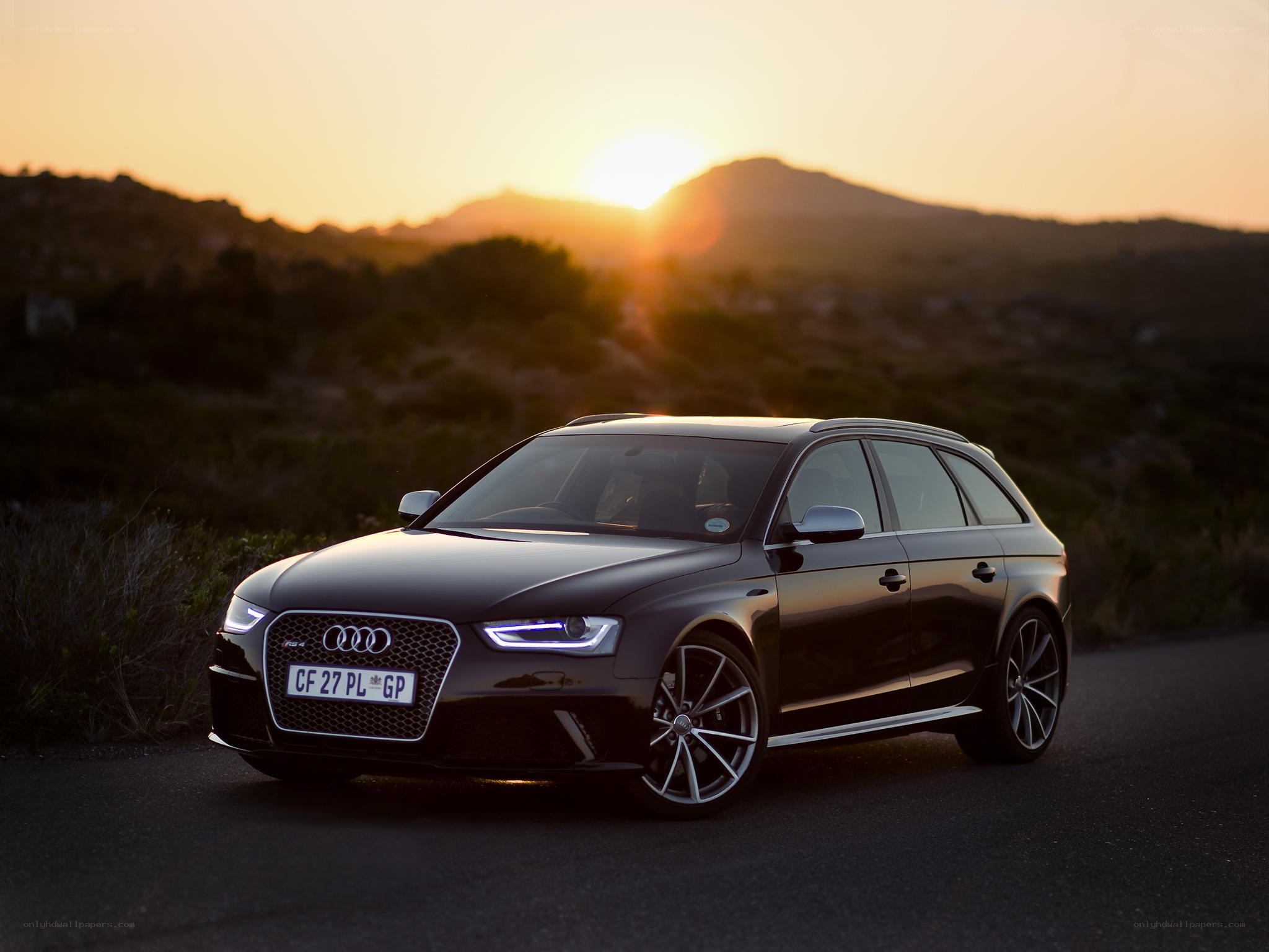 Audi RS4 Avant at sunset