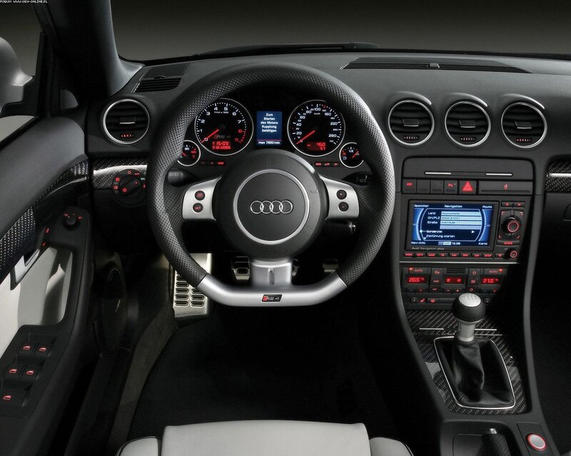 Audi RS4 interior dashboard