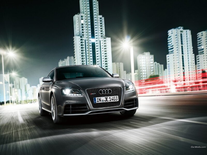 Audi RS5 at night in the city