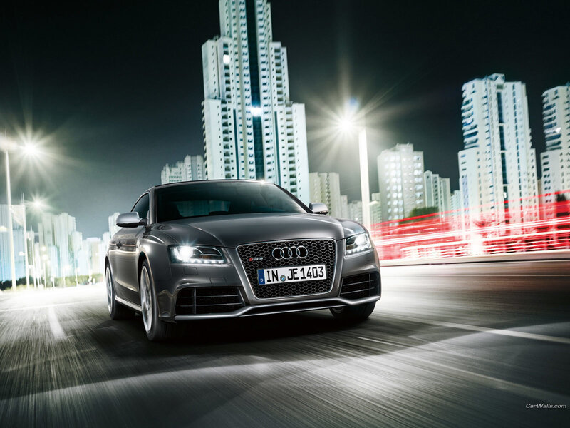 Audi RS5 at night in the city
