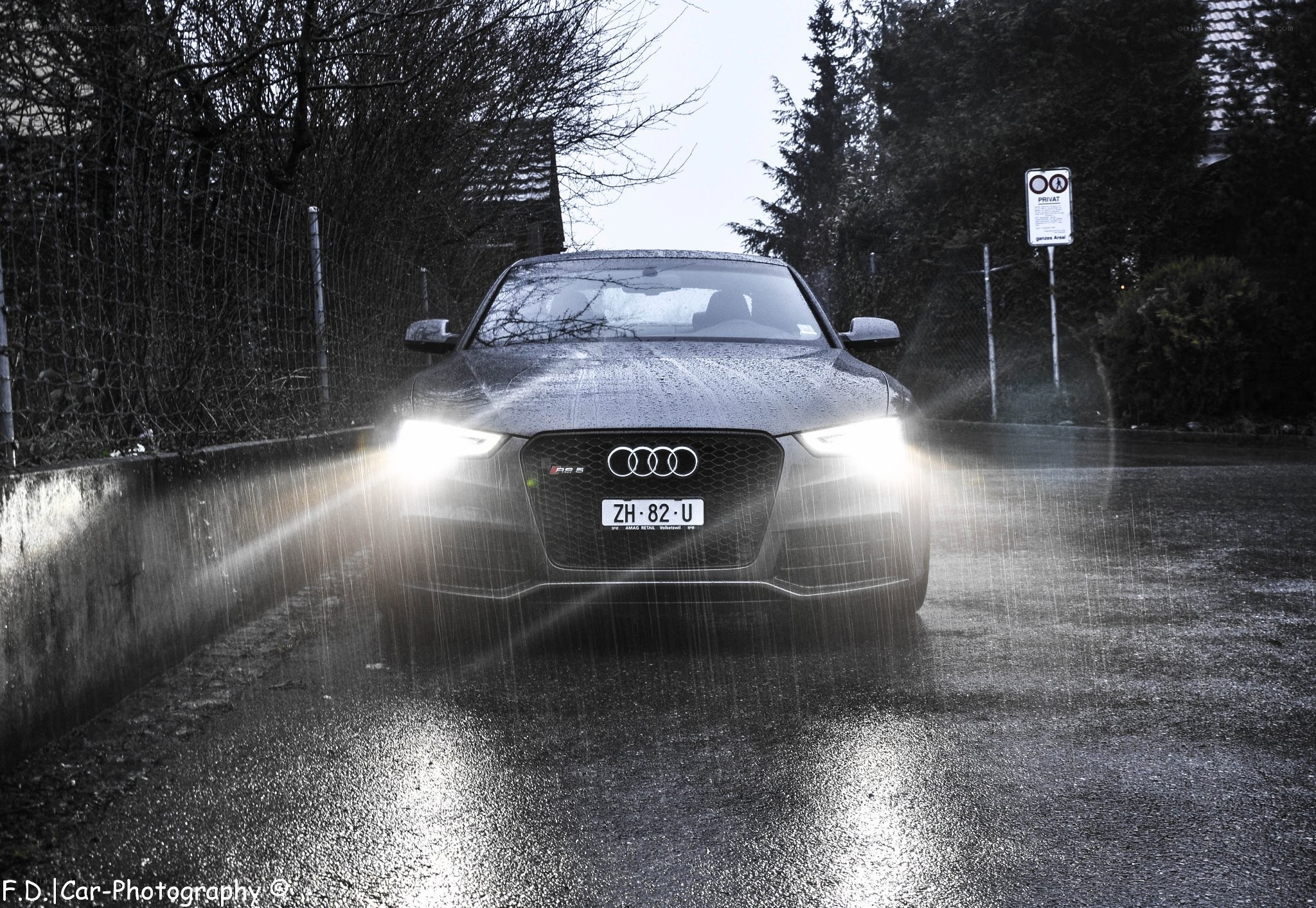 Audi RS5 in the rain