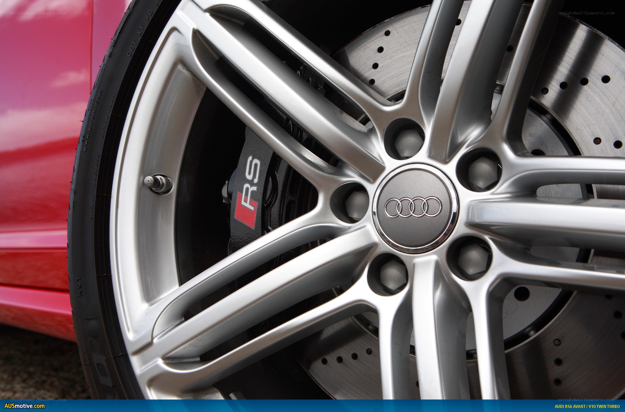 Audi RS6 Avant wheel
