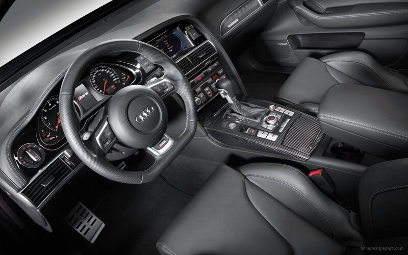 Audi RS6 interior cockpit