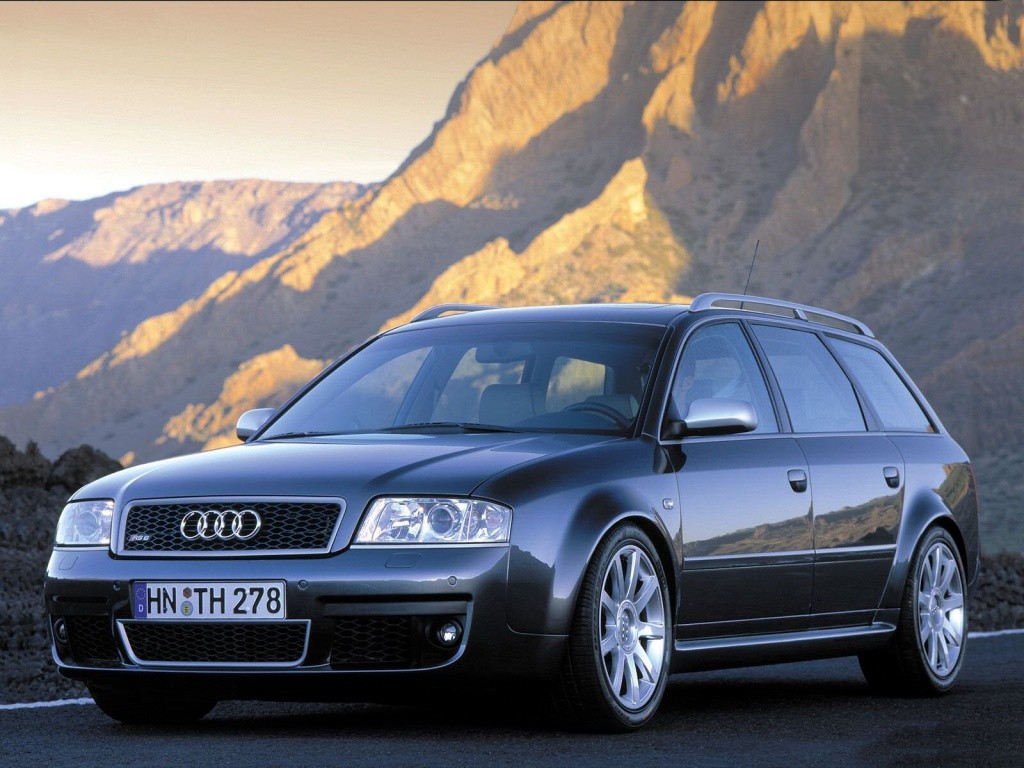 Audi RS6 station wagon