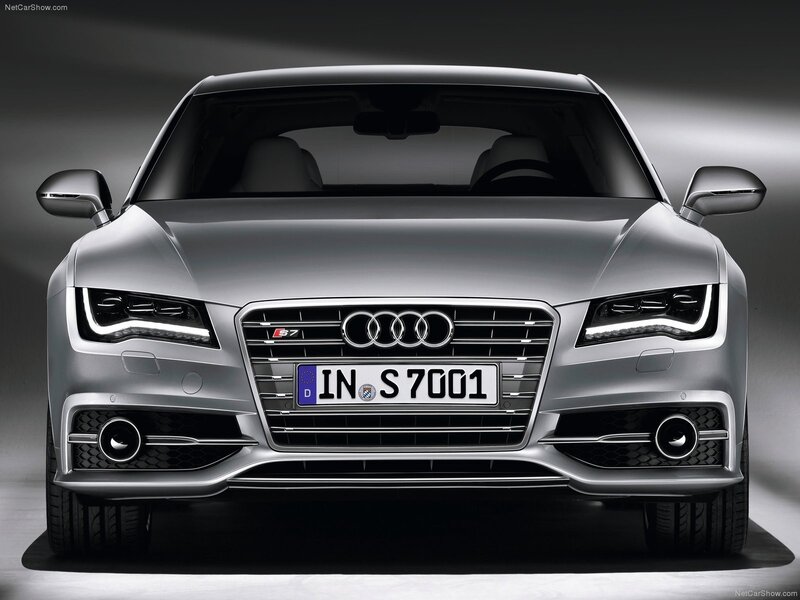 Audi S7 front view