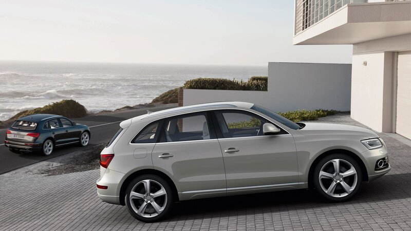 Audi SUVs by the coast