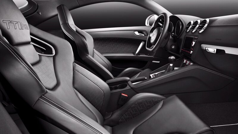 Audi TT RS interior