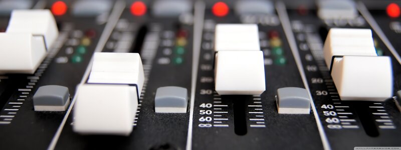 Audio Mixing Console — Black, Technical