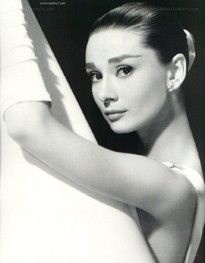 Audrey Hepburn ballet pose