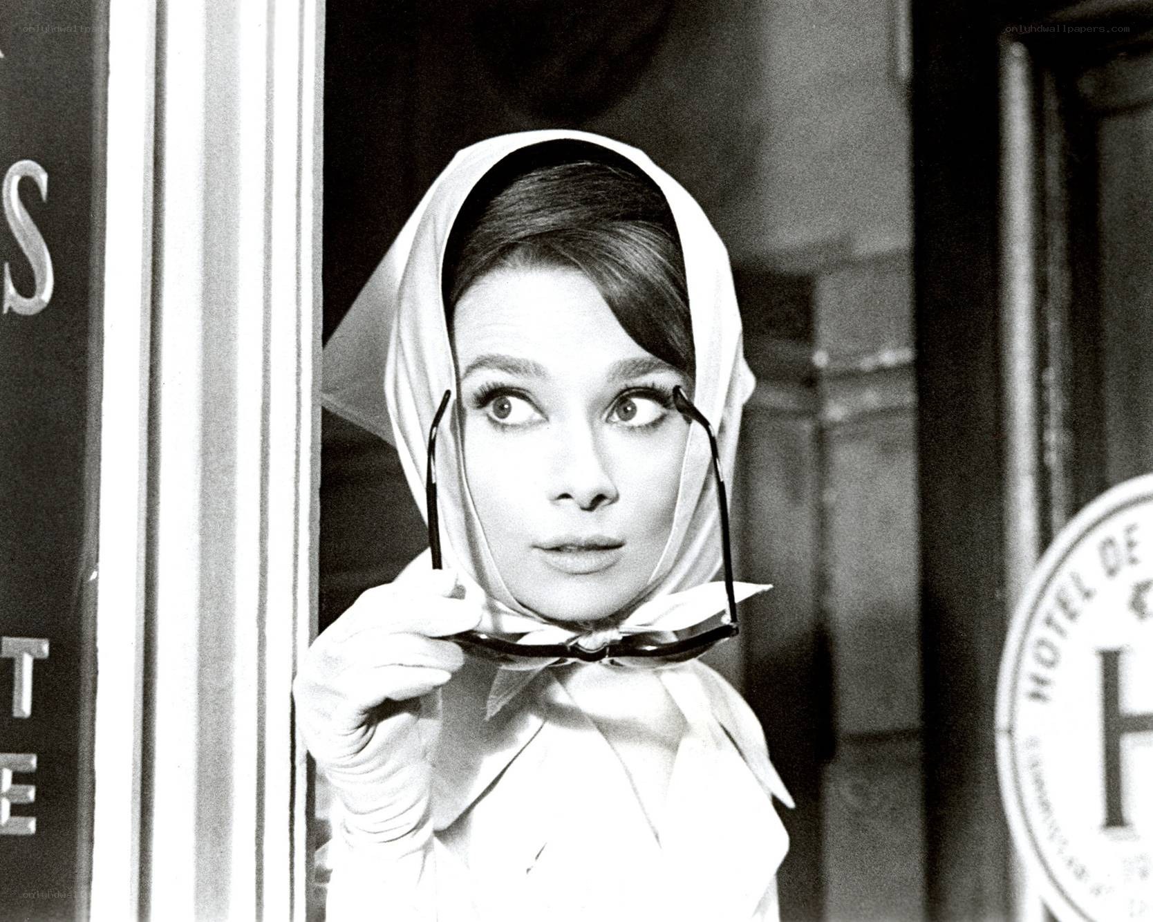 Audrey Hepburn in a classic pose