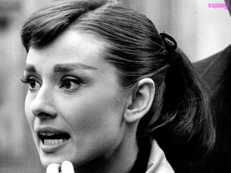 Audrey Hepburn in profile