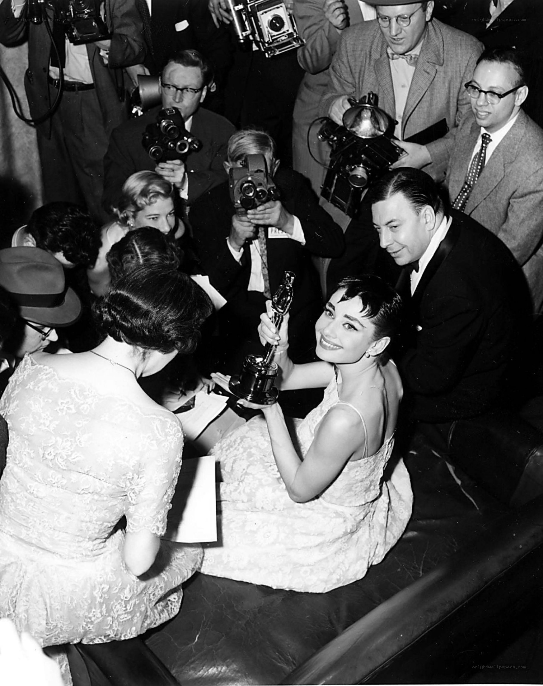 Audrey Hepburn with Oscar