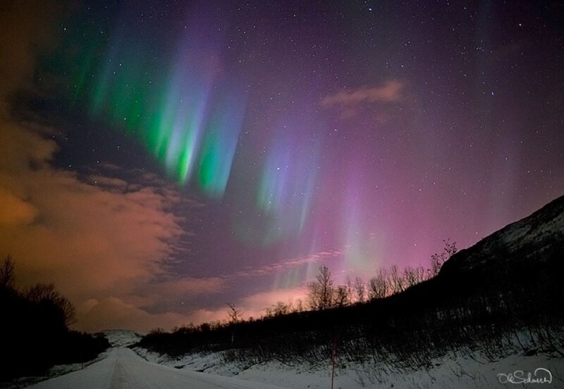Aurora Borealis Display — Green, Dramatic, Night, Photograph, Night Sky