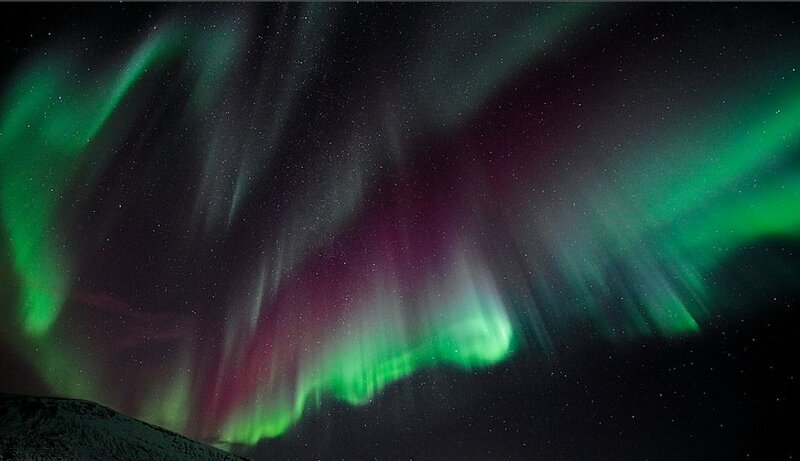 Aurora Borealis Display — Green, Dramatic, Night