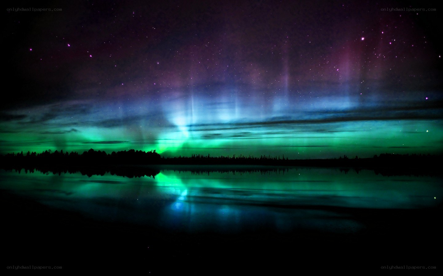 Aurora borealis over a lake