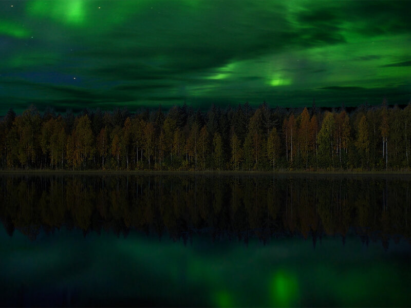 Aurora Borealis over Lake — Green