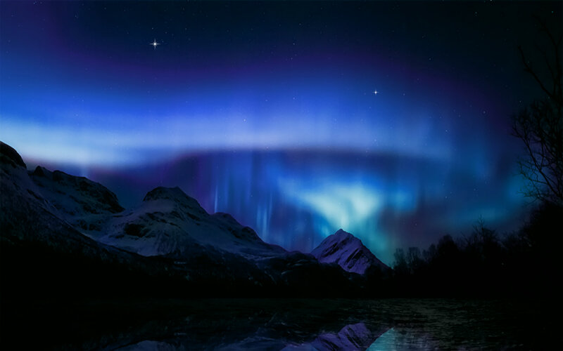 Aurora Borealis over Mountains — Blue, Serene