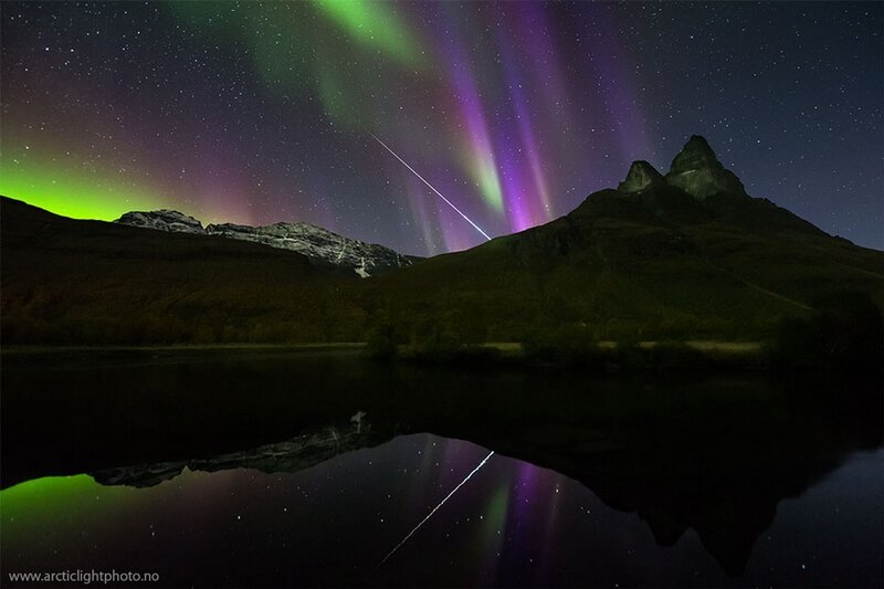 Aurora Borealis over Mountains — Green, Dramatic, Night, Photograph, Lake, Stars