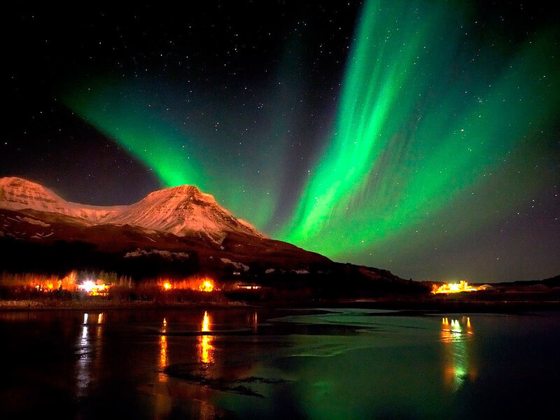 Aurora Borealis over Mountains — Green, Dramatic