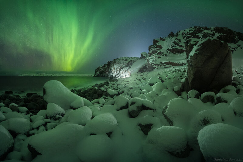 Aurora Borealis over Rocks — Green, Dramatic, Night, Photograph