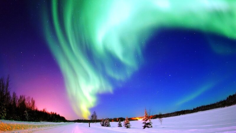 Aurora Borealis over Snow — Green, Dramatic, Night