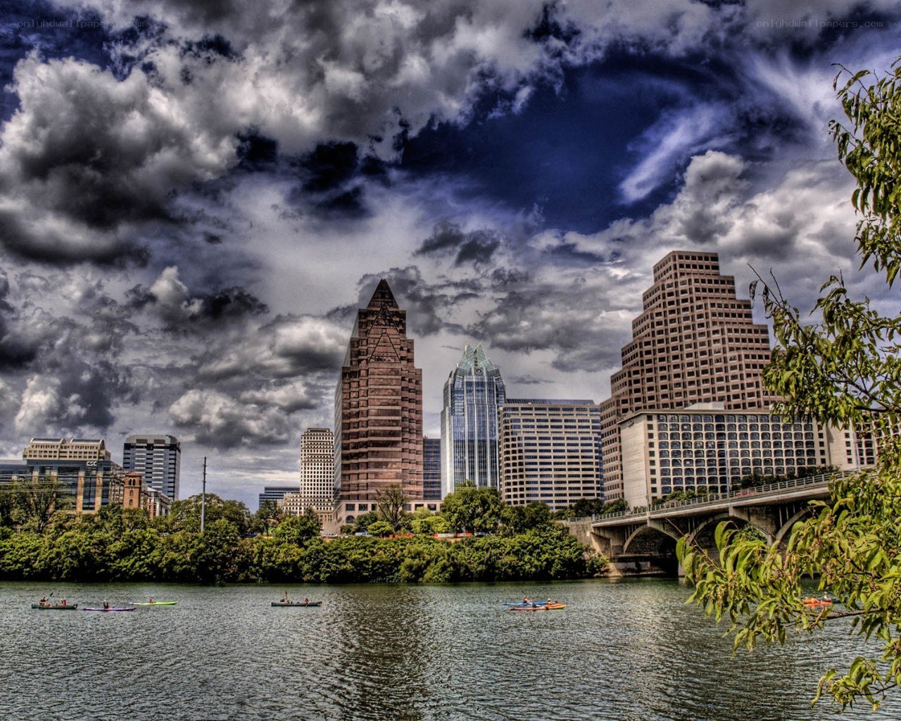 Austin skyline with kayakers