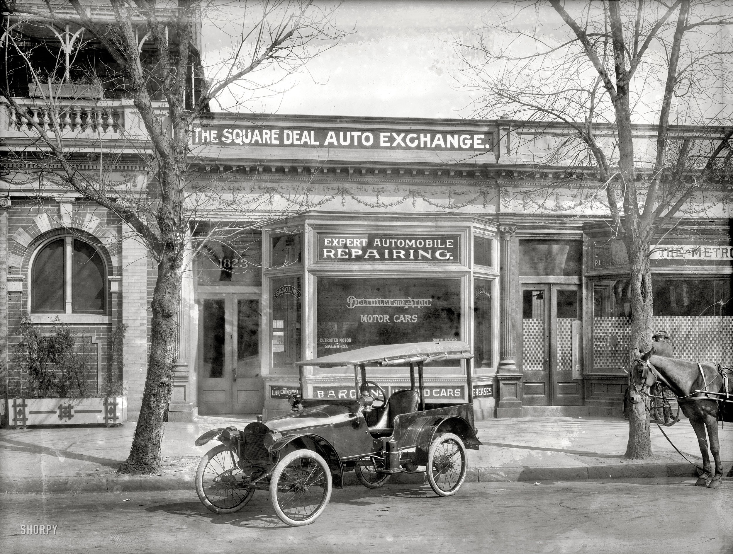 Auto shop in early 1900s