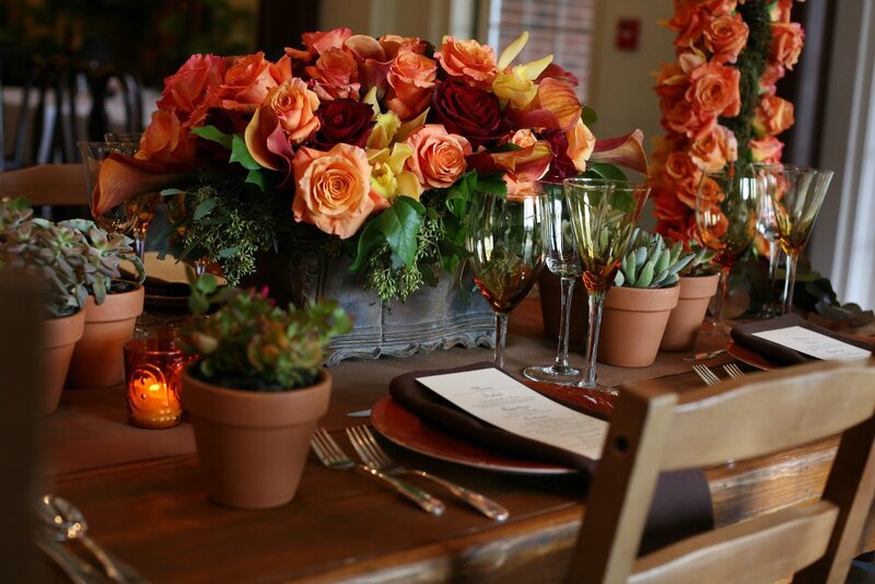 Autumn floral table setting