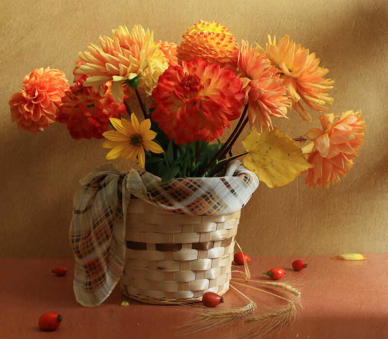 Autumn Flowers in Basket — Orange