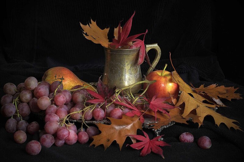 Autumn Fruit Arrangement — Black