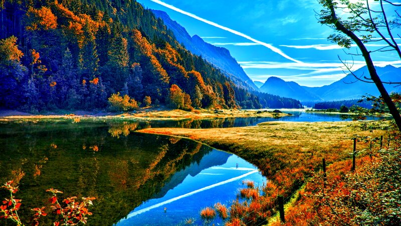 Autumn Lake and Mountains