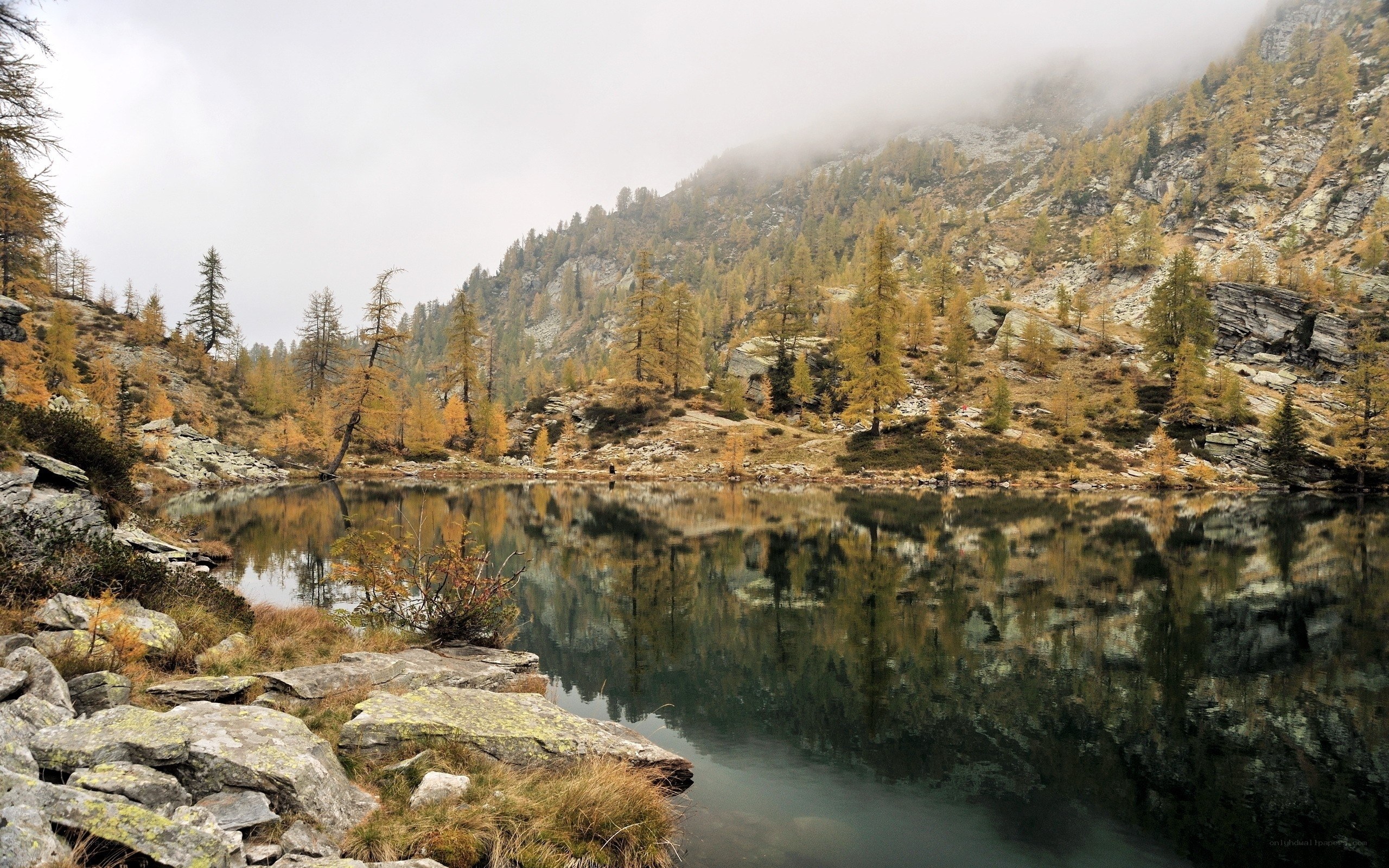 Autumn lake in the mountains