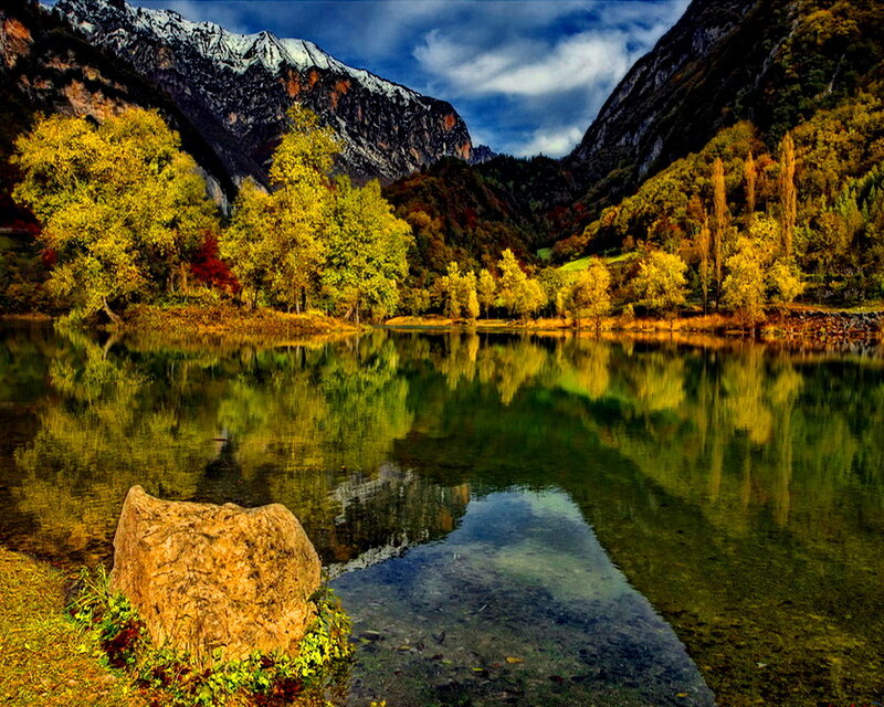 Autumn Lake with Mountains — Green