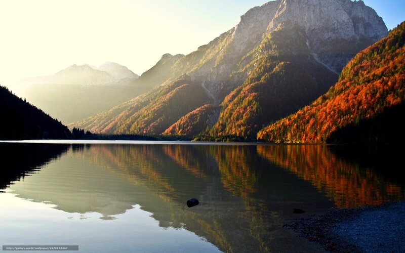 Autumn Mountain Lake — Orange, Serene