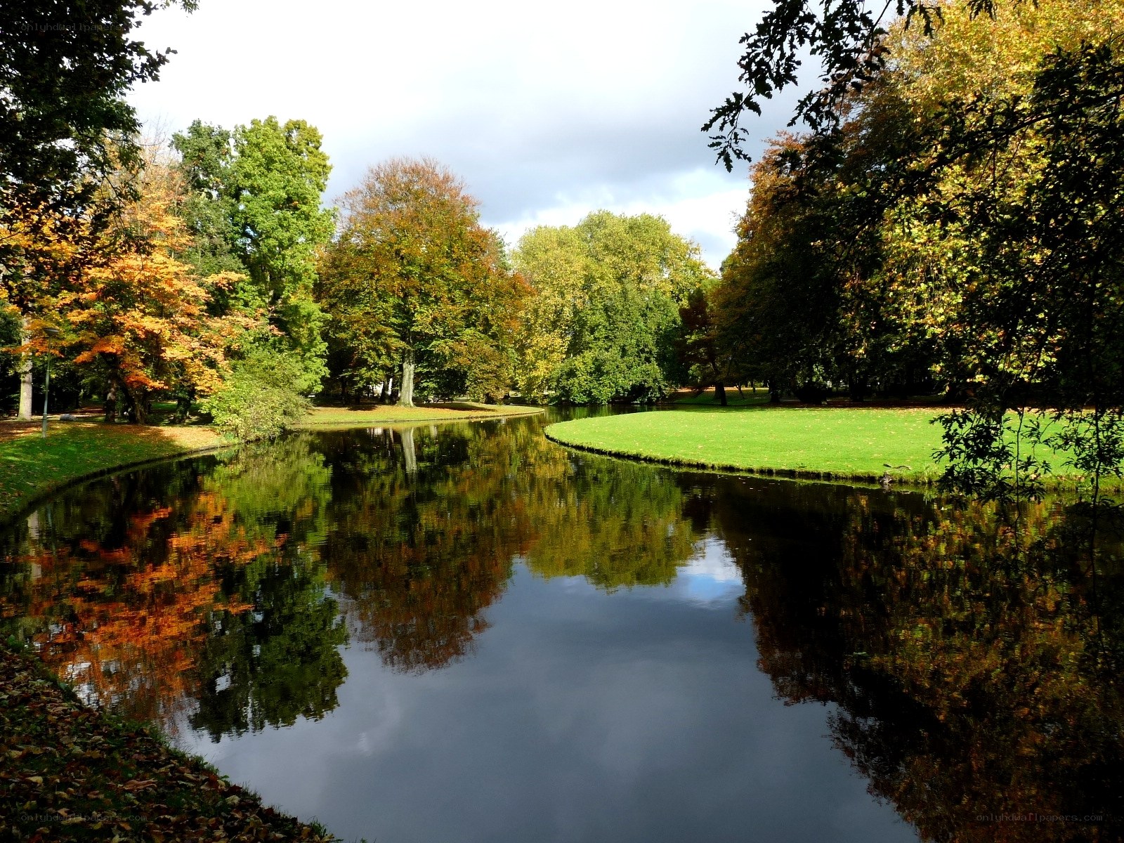 Autumn park with river
