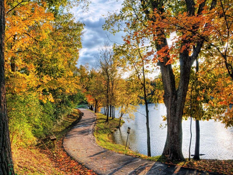 Autumn path by the river