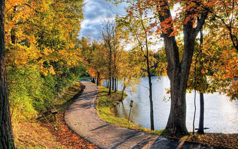 Autumn path by the river